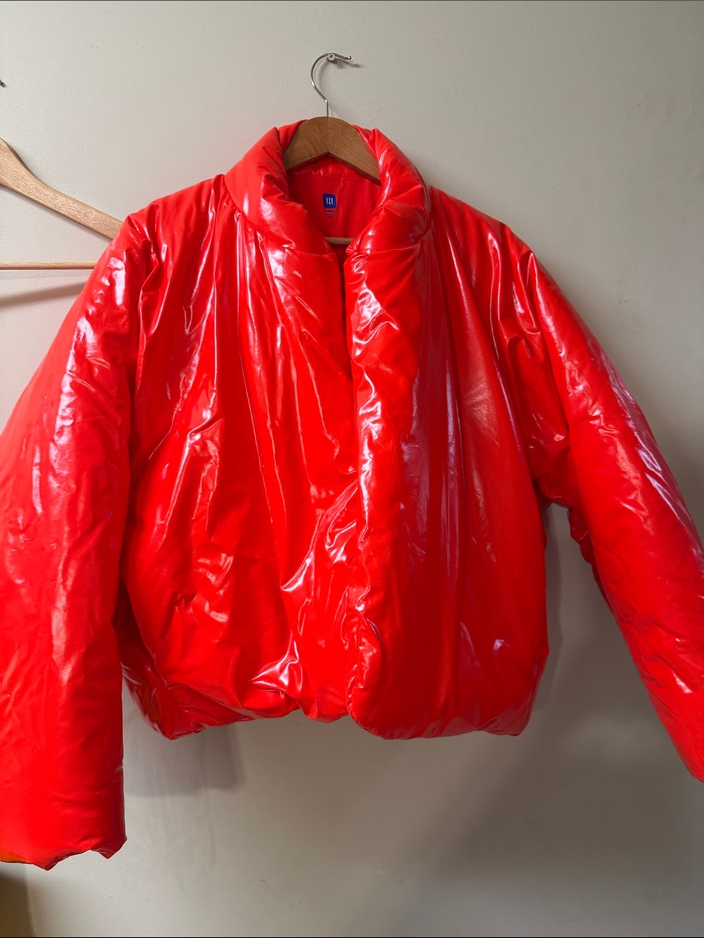 Uniqlo Red High-Shine Puffer Jacket - Women